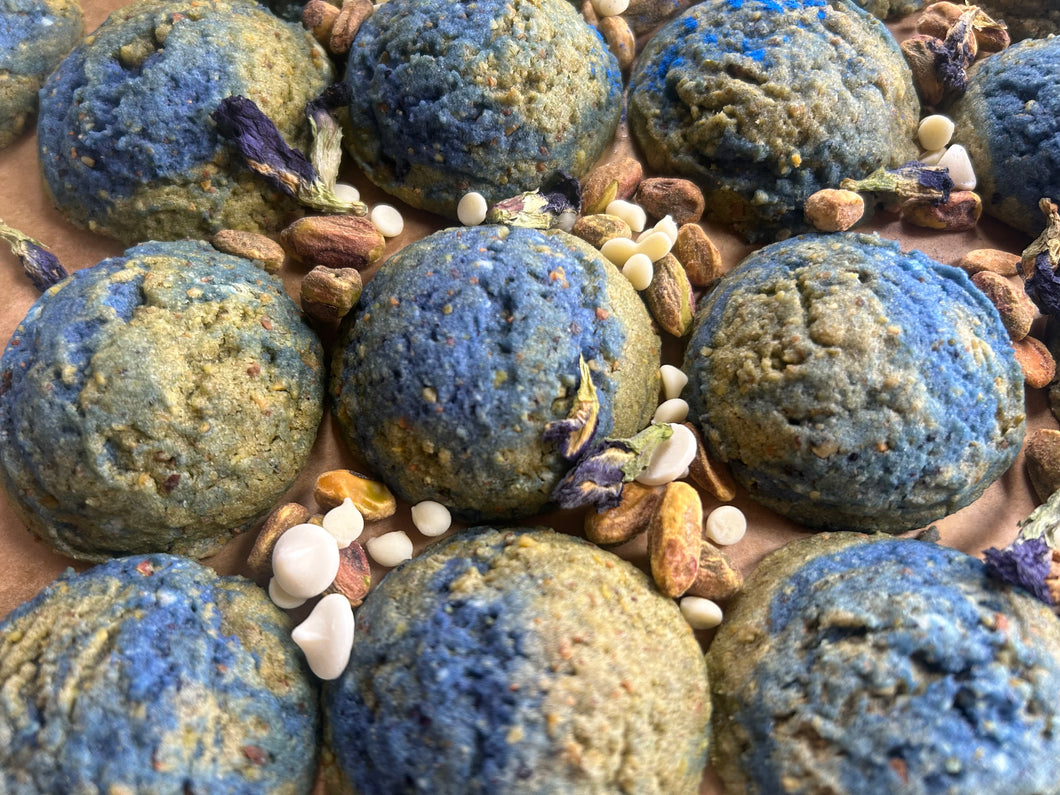 Mother Earth: Matcha Pistachio and Triple Blue White Chocolate Flecked Cookie (half-dozen)