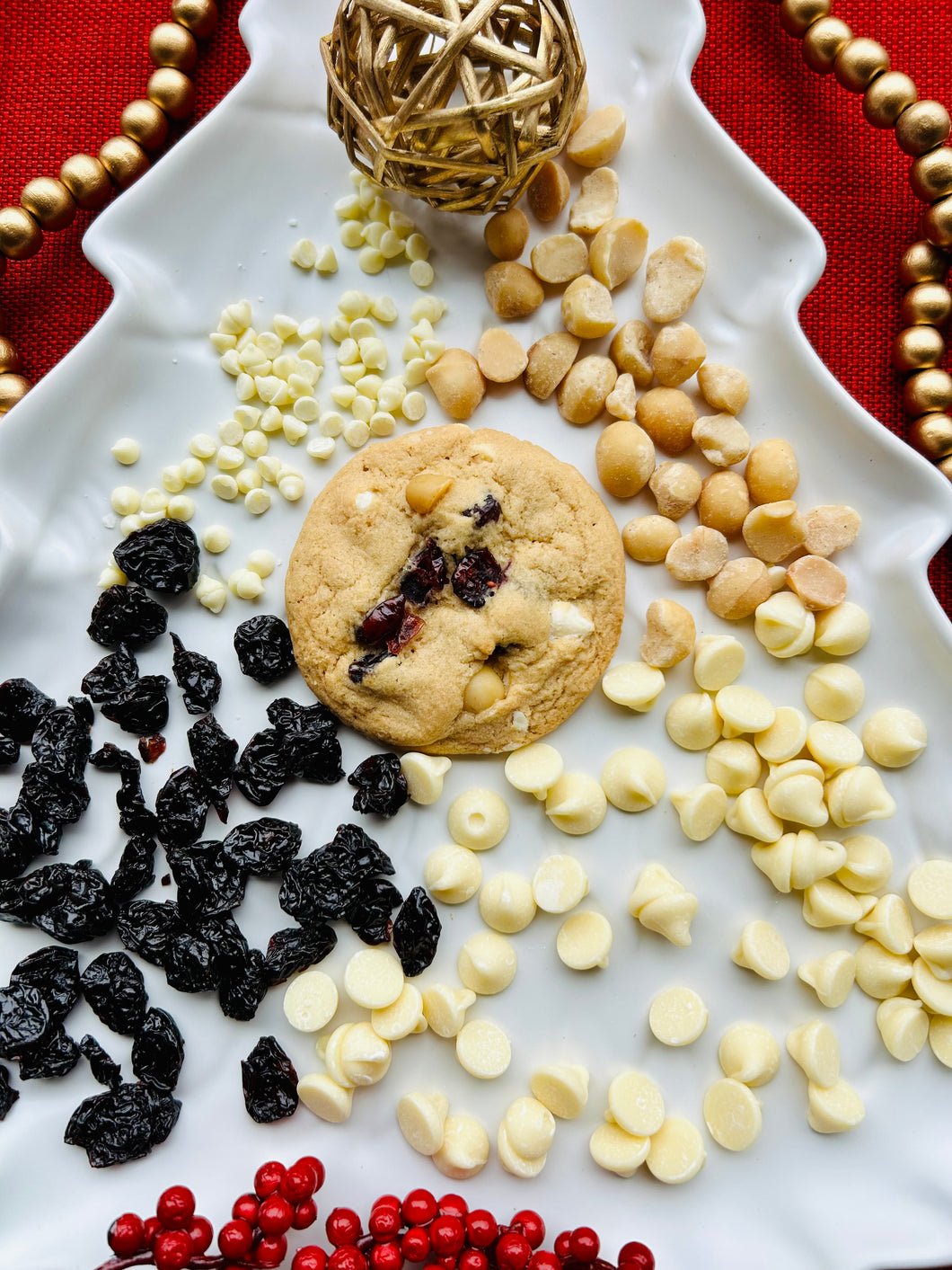 WCCM: White Chocolate Cranberry Macadamia (half-dozen)