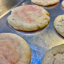 Load image into Gallery viewer, Hangin&#39; With Mr. López: A Guava Sugar Cookie (half-dozen)
